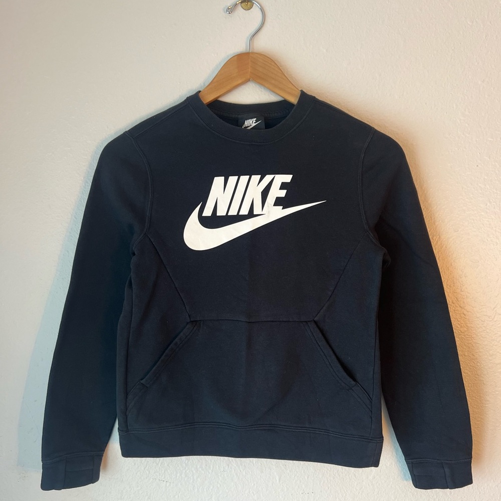 Kid’s Nike Crew Neck with Pocket
